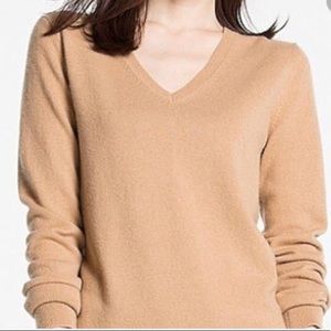 Uniqlo 100% Cashmere V Neck Sweater XS
